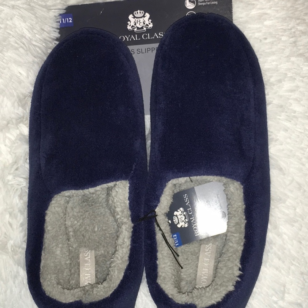 Men’s slippers Various sizes